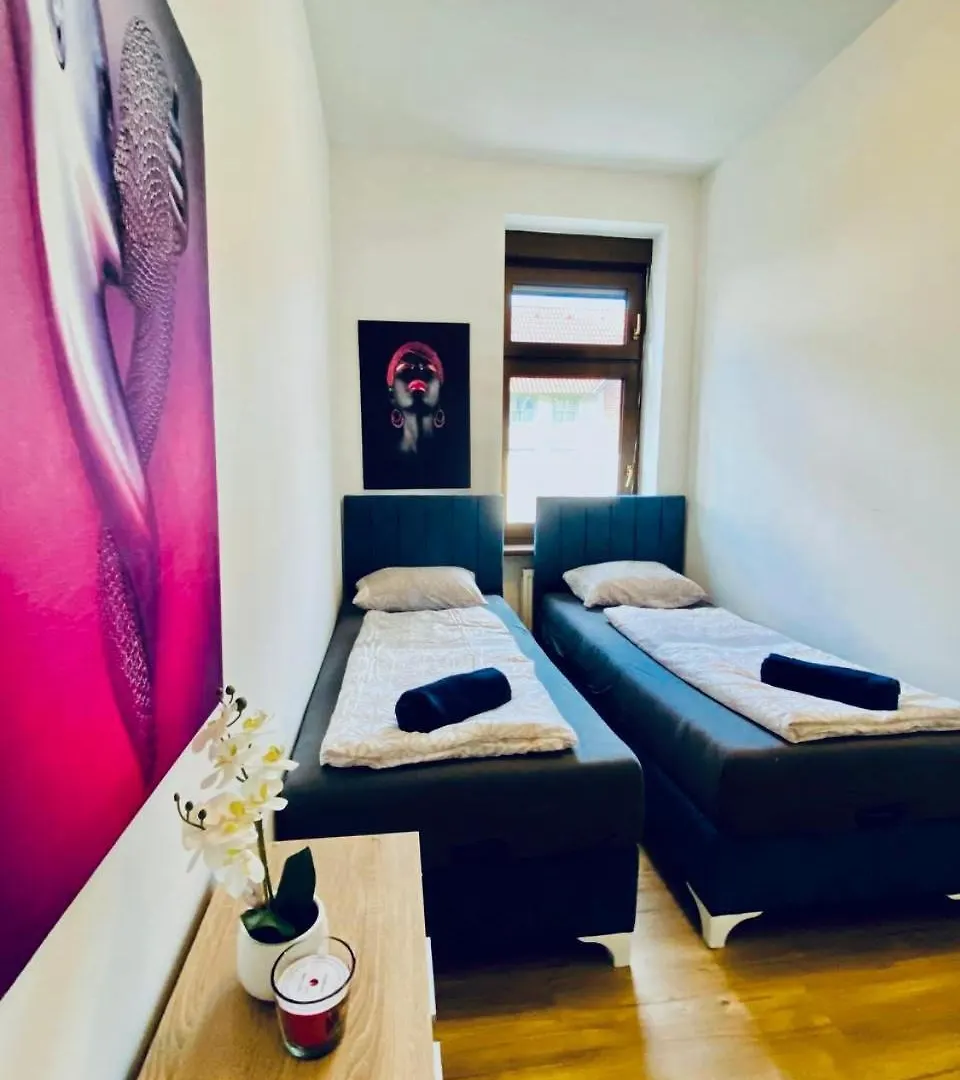 3Br Shared Apt, Ideal Up To 6P, 15-Min To Stammersdorf Apartment Vienna Austria