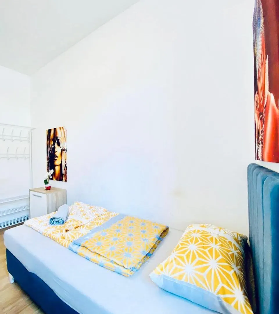 3Br Shared Apt, Ideal Up To 6P, 15-Min To Stammersdorf Apartment Vienna