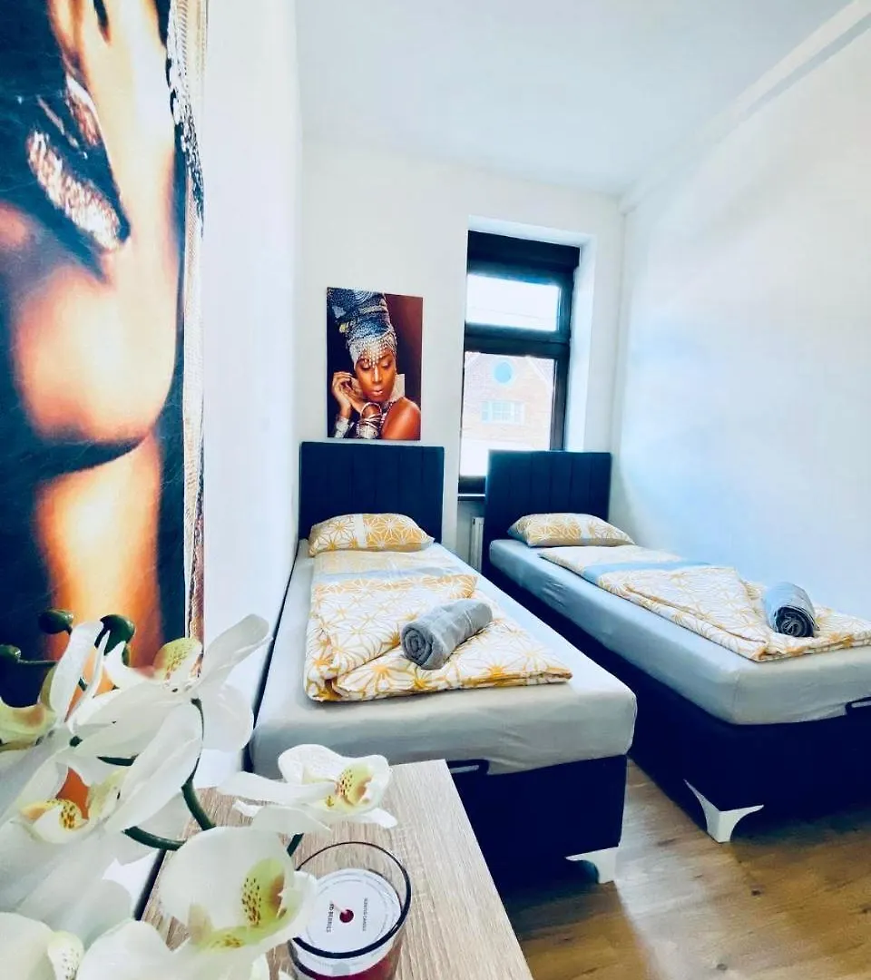 Ferienwohnung 3Br Shared Apt, Ideal Up To 6P, 15-Min To Stammersdorf Wien 0*,  Österreich