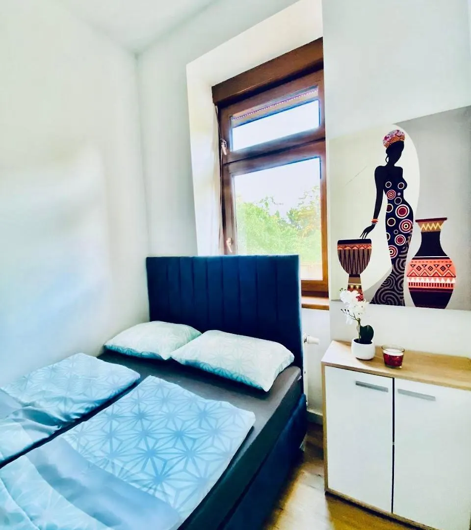 Ferienwohnung 3Br Shared Apt, Ideal Up To 6P, 15-Min To Stammersdorf Wien Apartment